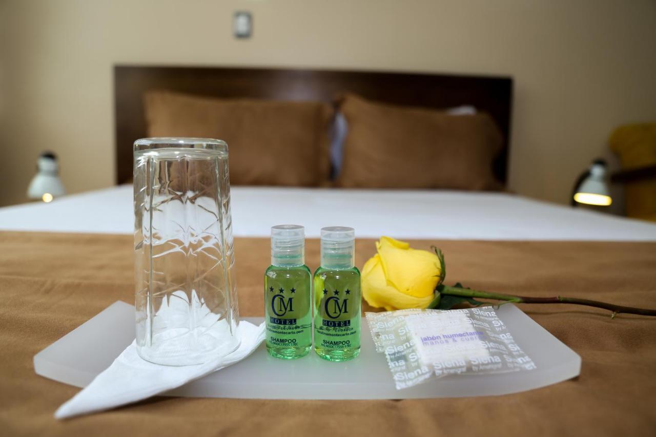 Hotel Carolina Montecarlo キト エクステリア 写真